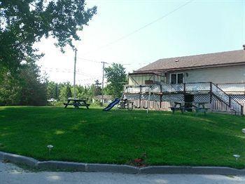 Relax Inn-collingwood Motel *