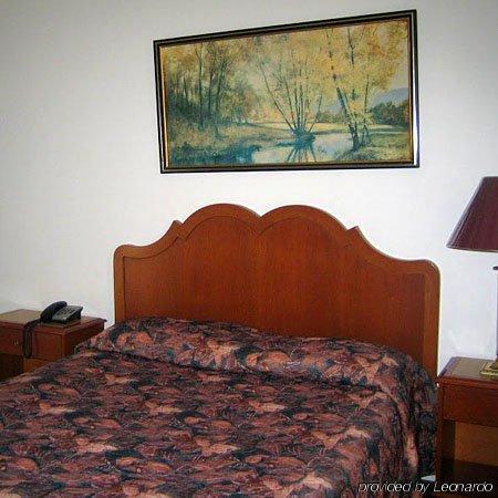 Relax Inn-collingwood Motel *
