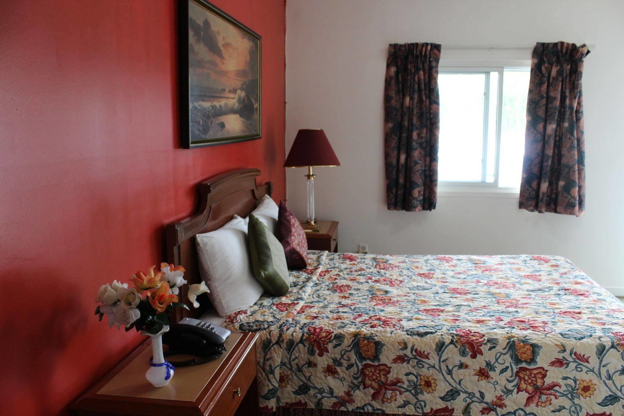 Relax Inn-collingwood Motel *